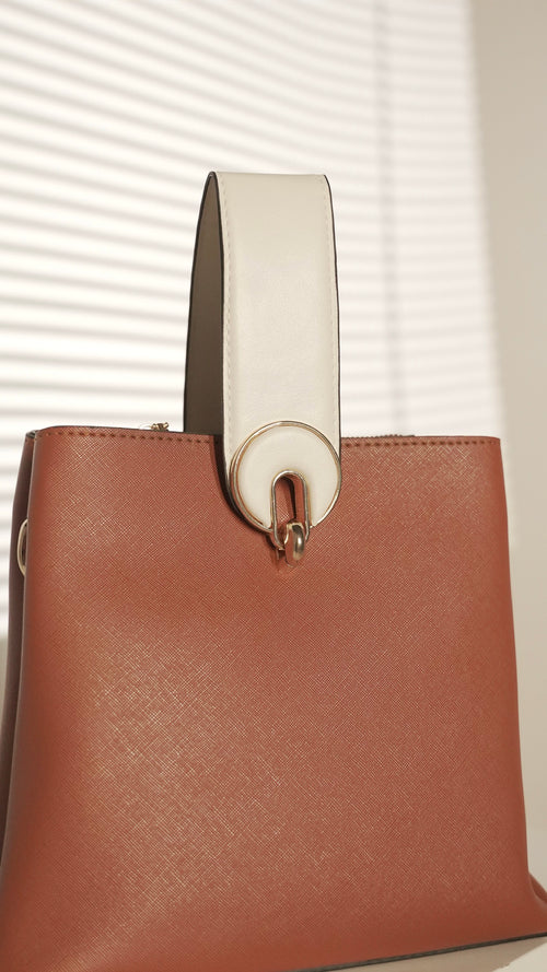 Louvé CÉLINEA- Caramel