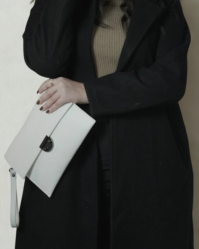 Louvé Éclat Clutch – White